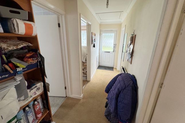 Acorn, 9 Hornash Lane, Ashford photo 2