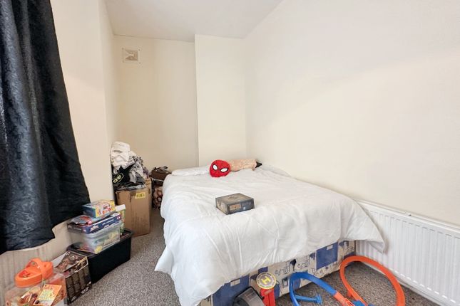 Flat for sale in Whitehall Road, Gateshead