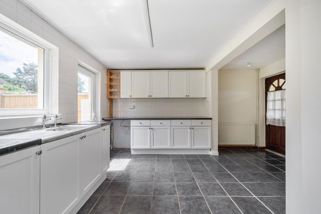 32, Trerew Road, Penzance photo 4