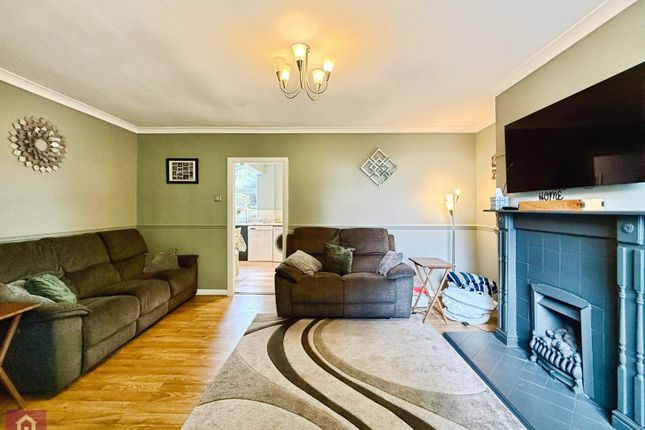 53, Taylor Road, Greater Manchester photo 3