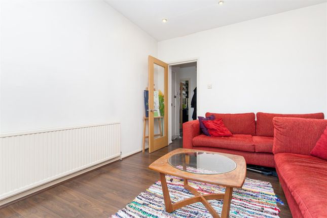 235, Corfield Street, London photo 3