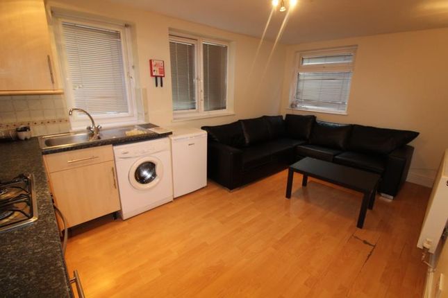 Find 3 Bedroom Flats To Rent In Heol Gwynno Llantrisant