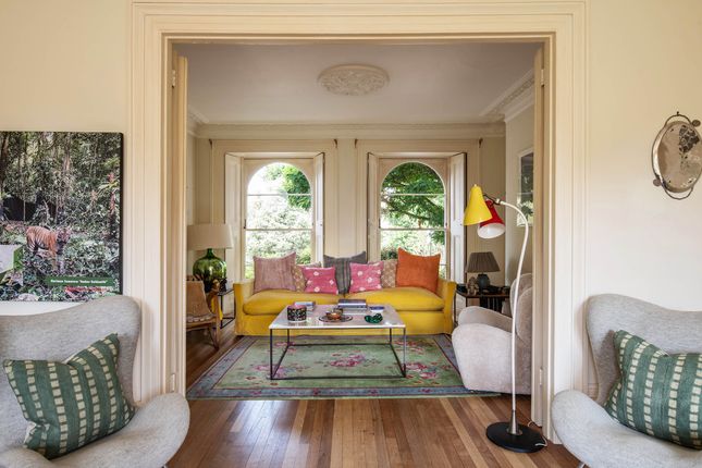 4-bed terraced on St. James's Gardens, London, £5,400,000