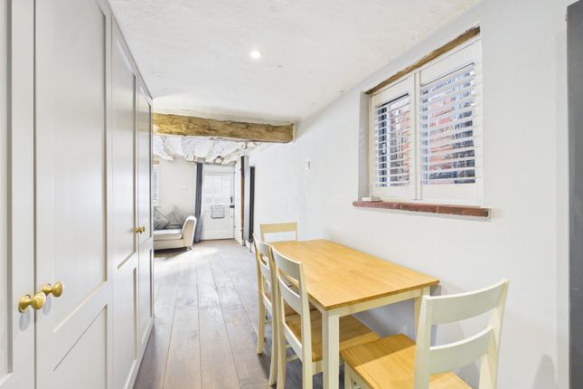 29, Whielden Street, Buckinghamshire photo 3