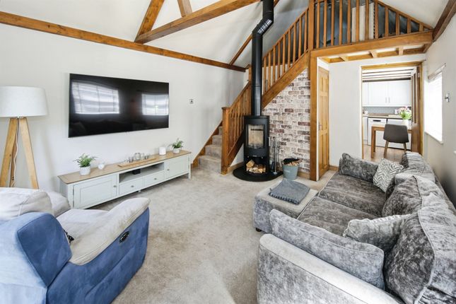 Witney Cottage, Windmill Lane, Balsall Common photo 4