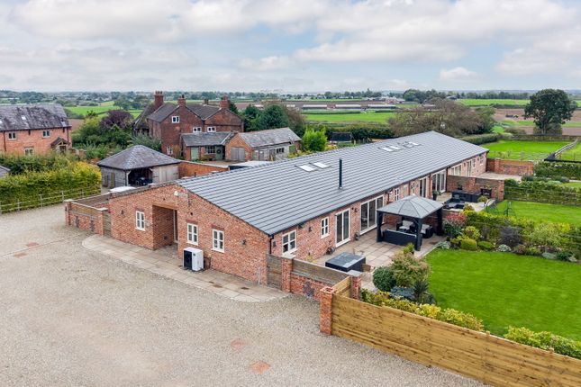 5 Hield House Barns, Northwich photo 3