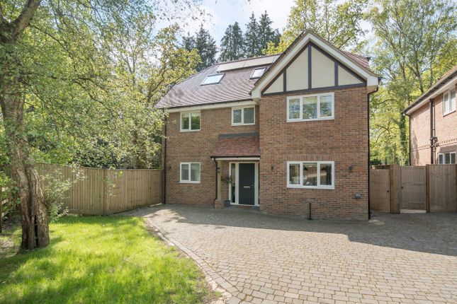 Thumbnail Detached house for sale in Portsmouth Road, Hindhead, 6Fq
