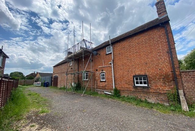 31, Cambridge Street, Godmanchester photo 2