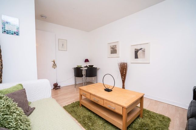 Thumbnail Flat to rent in Trinity House, Trinity Quay, Aberdeen