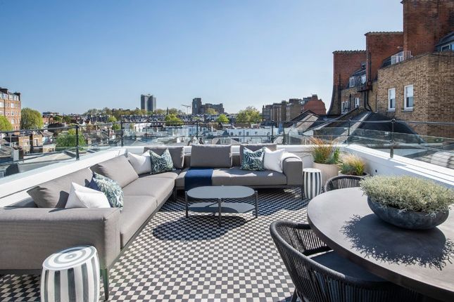 Property to rent in Prince Of Wales Terrace, London