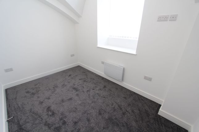 Flat to rent in Flat 1 102 Chaucer Close, Sheffield