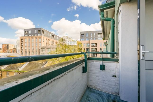 Thumbnail Flat for sale in Thomas Road, Limehouse, London