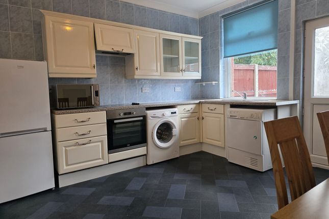 130 Main Street, Rotherham photo 3
