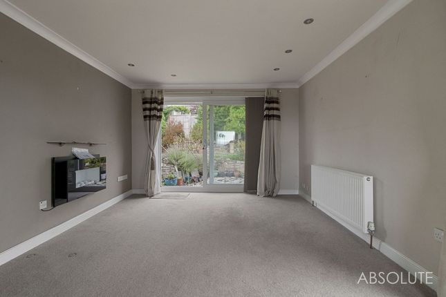 1 Purbeck Avenue, Torquay photo 3