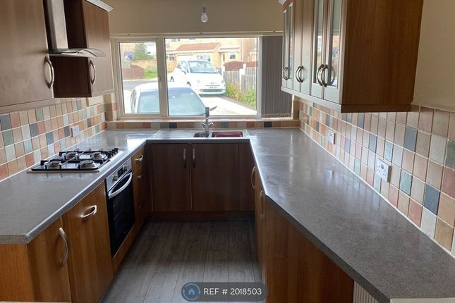 Frobisher Grove, Maltby, Rotherham photo 2