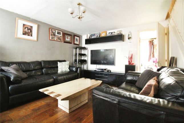 End terrace house for sale in Sandpiper Drive, Erith