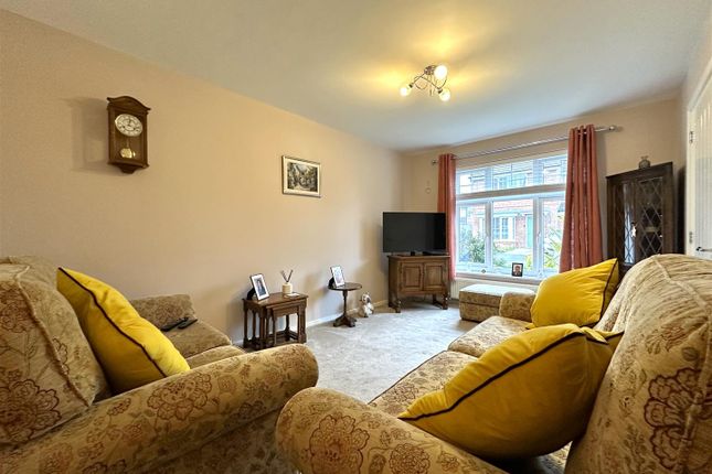9, Marigold Way, Newark photo 4