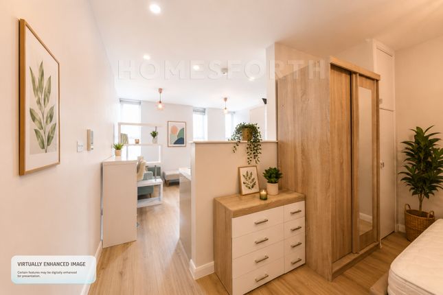 Flat 5 118A, Kingsway House, Welling High Street, Welling photo 4