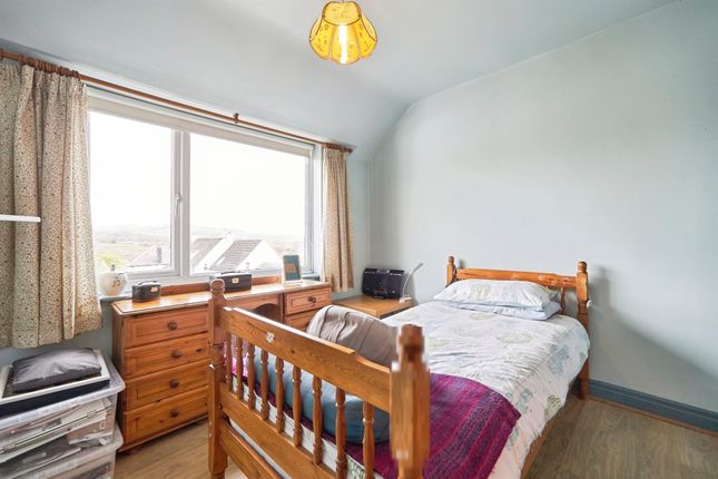 42, Westwood Crescent, Bingley photo 4