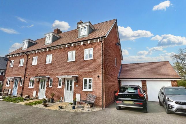 Thumbnail Town house for sale in Highgrove Crescent, Polegate