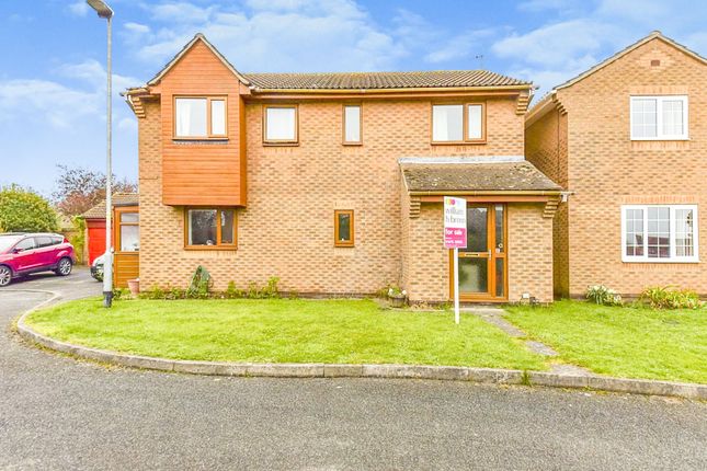 Detached house for sale in Hatcliffe Close, Grantham