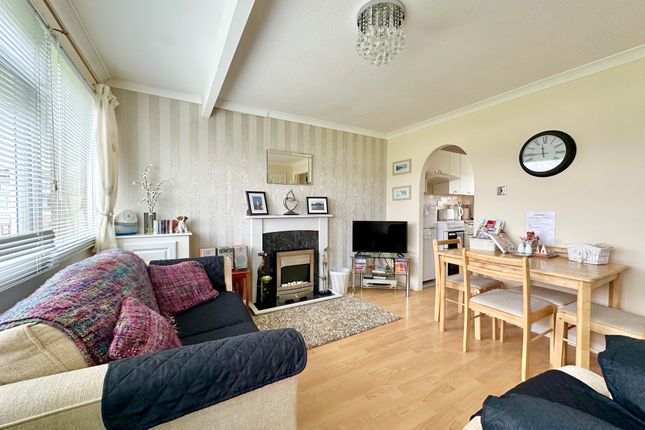 13, Sundowner Chalet Park, Hemsby, Great Yarmouth photo 4