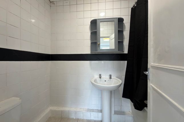 Studio F, Stonard Road, London photo 5