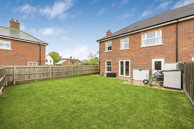 Semi-detached house for sale in Barbican Close, Wallingford