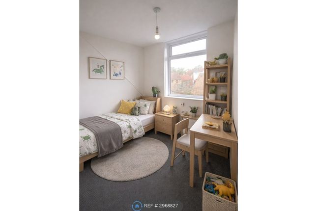 Flat   Scarborough Road, Filey photo 3