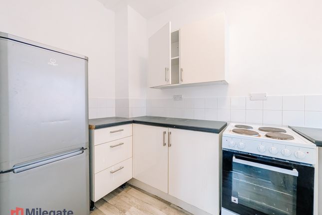 35C, St. Helens Road, Westcliff-On-Sea photo 3