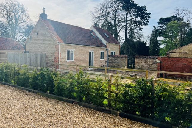 Thumbnail Barn conversion for sale in Welby Warren, Grantham, Lincolnshire