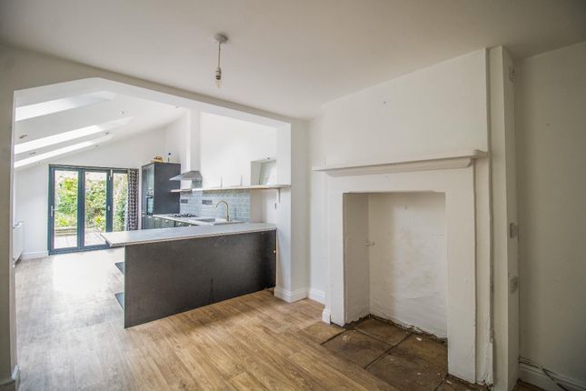 Thumbnail Terraced house for sale in Cherry Hinton Road, Cambridge