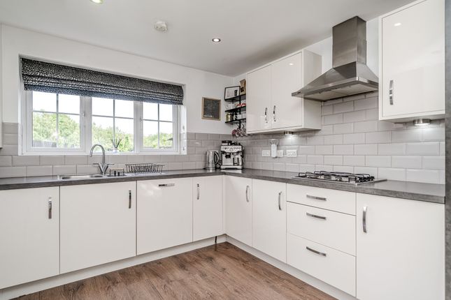 33 Pilgrim Drive, Chorley photo 4