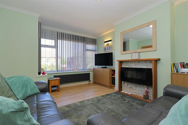49, Carr Hill Road, Pudsey photo 2