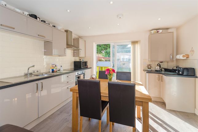 53, Moreton Way, Cippenham photo 4