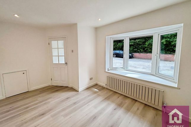 9, Stratton Road, Swinton photo 2