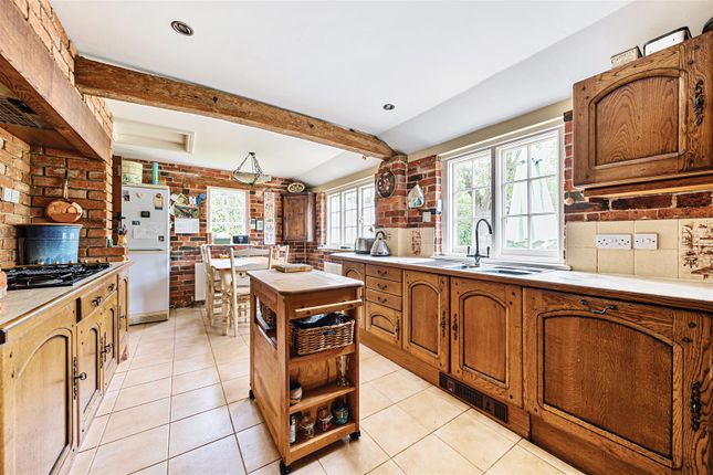 Pound Farmhouse, The Pound, Bromham photo 4