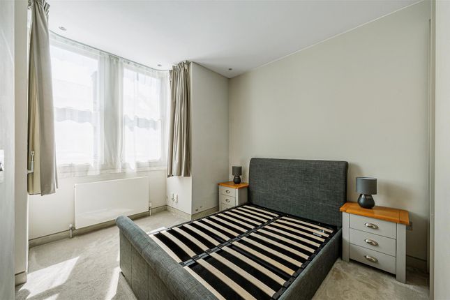 Flat 1, 35, Leythe Road, London photo 4