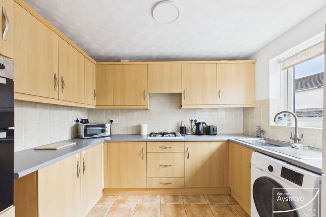 114 Steed Close, Paignton photo 4
