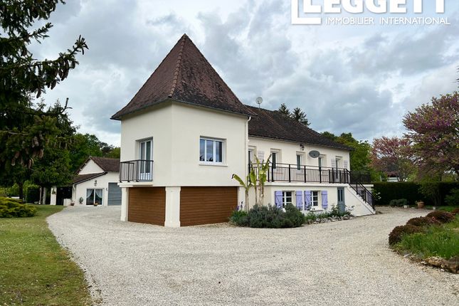 Thumbnail Villa for sale in Négrondes, Dordogne, Nouvelle-Aquitaine