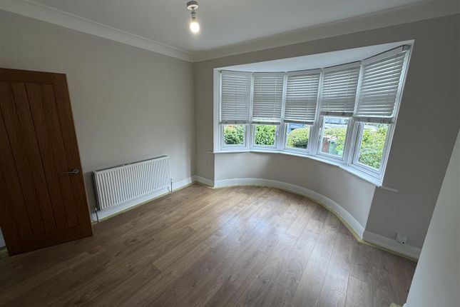 52, Elmfield Road, London photo 3