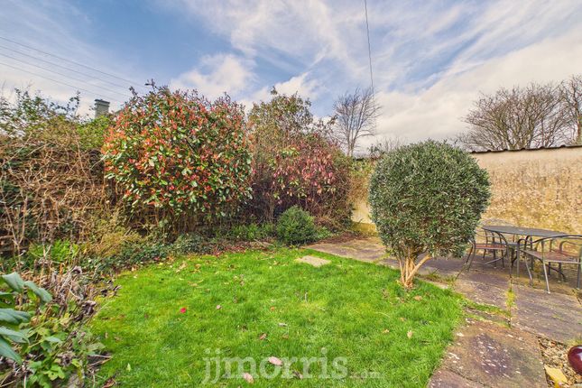 Y Bwthyn, East Street, Newport photo 4