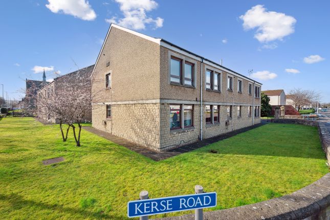 Flat to rent in Kerse Road, Grangemouth, Falkirk FK3