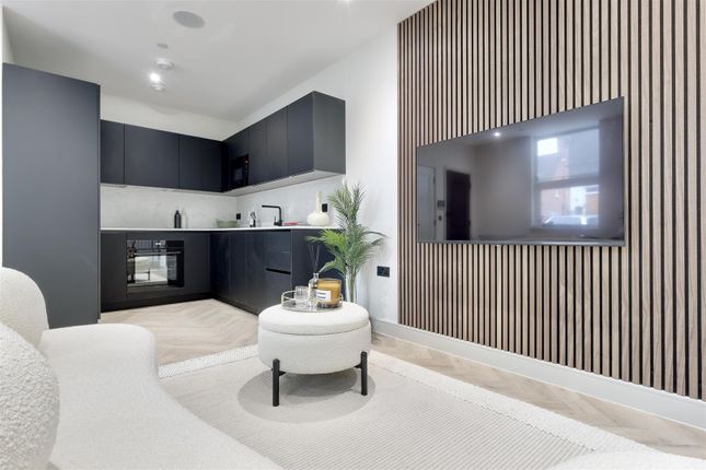 Apartment 8, Pilgrim House, High Street, Billericay photo 4