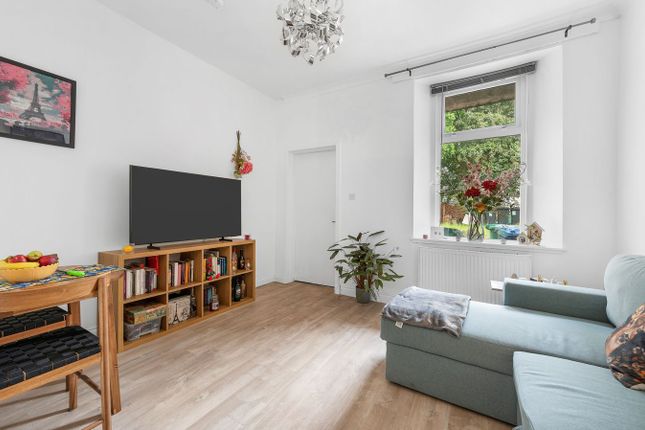 19B, Lady Campbells Walk, Dunfermline photo 4