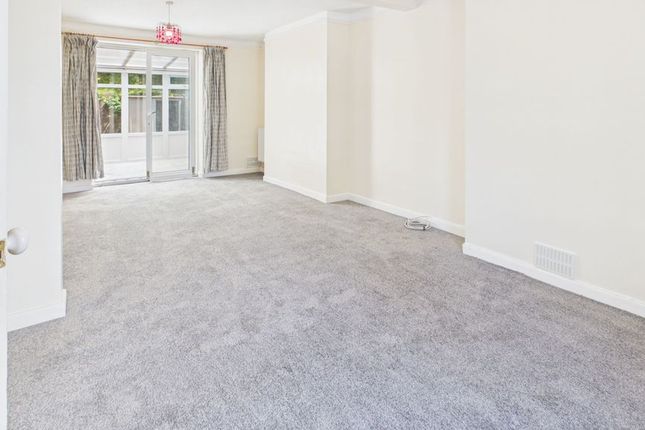3, Petters Way, Yeovil photo 4