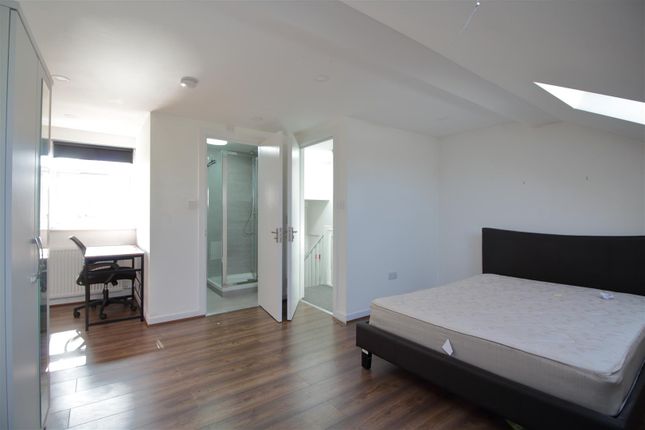 8, Trelawn Road, Brixton photo 3
