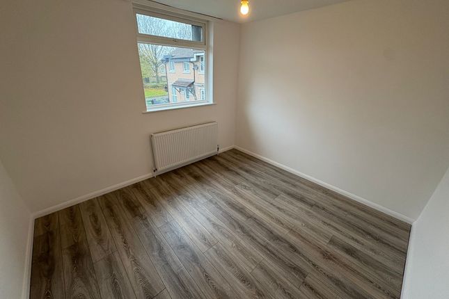 63, Paignton photo 5