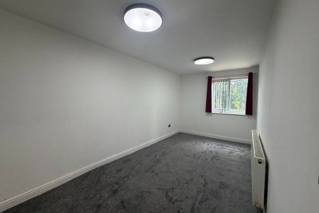 200, Carisbrook Street, Manchester photo 5