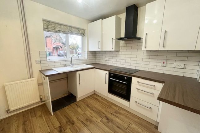 7, Caernarvon Close, Loughborough photo 2